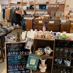 店舗、出張買取実施中★鍵付き4連ロッカー　ベージュの画像