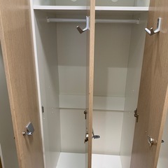 店舗、出張買取実施中★鍵付き4連ロッカー　ベージュの画像