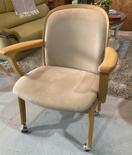 C28★飛騨家具★②Shirakawa シラカワ チェア キャスター付き ベージュ モダン風 シンプル インテリア