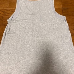 新品未使用品✨ユニクロタンクトップの画像