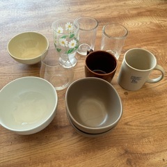  【無料お譲り】食器まとめて引き取り希望
