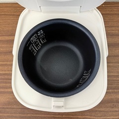 IRIS OHYAMA 炊飯器　3合　2021年製の画像