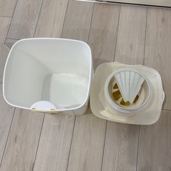 オムツ用ゴミ箱の画像