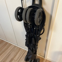 アイリスプラザ　B型ベビーカーの画像