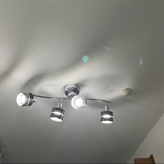 【ドタキャンのため再募集】4連シーリングライト(リモコン付き)の画像
