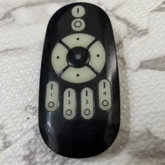 【ドタキャンのため再募集】4連シーリングライト(リモコン付き)の画像