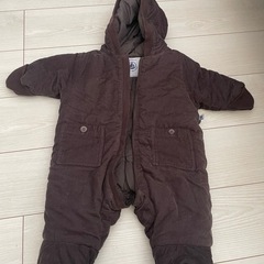 美品　カバーオール　ロンパース　上着　ベビー服　冬　60 70 の画像