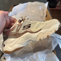 SKECHERS D'Lites 3 スニーカー（海外限定モデル） (L) 玉造の靴