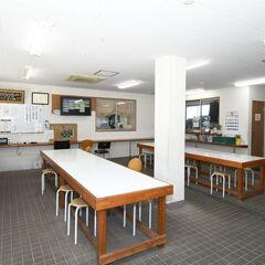 未経験OK！！『家庭調理の延長で出来る♪』企業寮の食堂調理スタッフ(੭ु･ω･)੭ु⁾⁾の画像