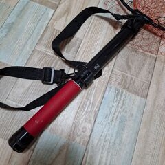 Last winning 伸縮性釣り網　黒×赤の画像