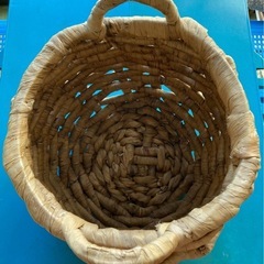 衣装籠（観葉植物鉢など）の画像