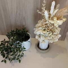 造花・花瓶 インテリア4点セット 展示品の画像