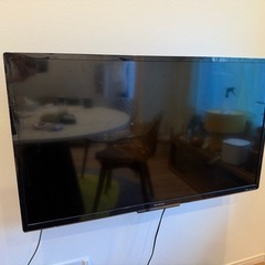FUNAI40型テレビ　壁掛け金具付きの画像