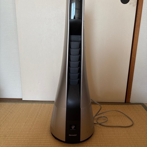 SHARP プラズマクラスタースリムイオンファン 2018年製