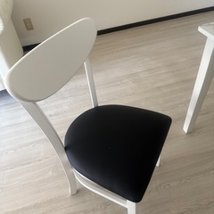 テーブルセット未使用の画像