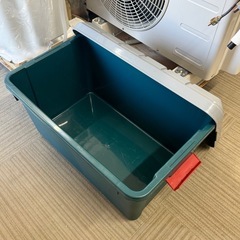 【新品同様‼️】在庫多数あり 定価2,590円♪ アイリスオーヤマ 44L収納ボックス RVBOX600 収納ケース キャンプ･アウトドア用品の画像