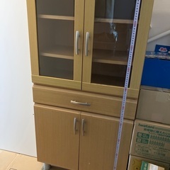 食器棚（H118＊W31＊L58）