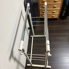 ハンガーラック　物干しの画像