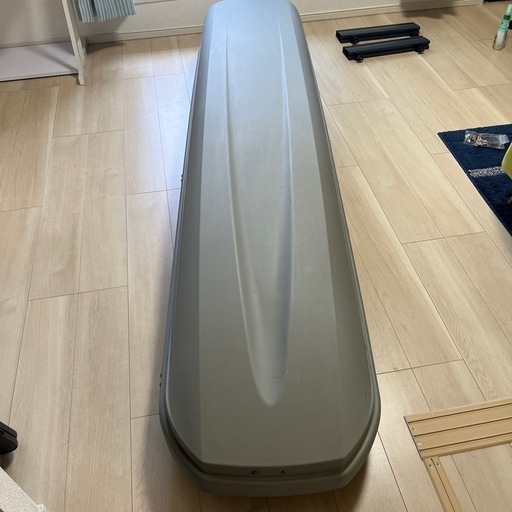 THULE Pacific 500のルーフボックス