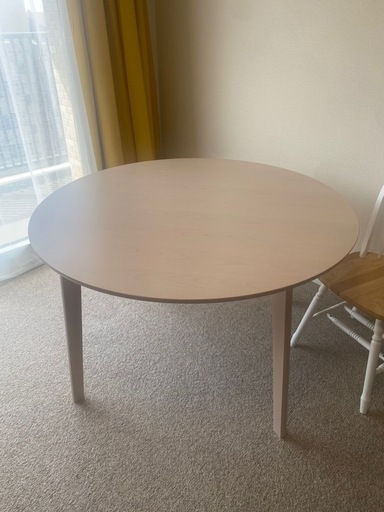 【美品】 北欧風丸型ダイニングテーブル（直径120cm） 【価格相談可】