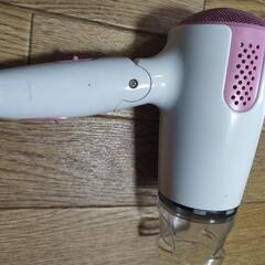 ヘアドライヤーの画像