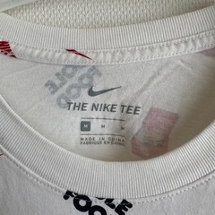 NIKE ハンバーガーTシャツの画像