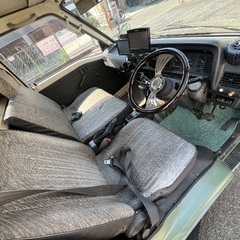 オートマ3人乗りボンゴトラック パワーゲート付 全塗装 レトロ車の画像
