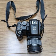 お話し中「ジャンク」FUJIFILM デジタルカメラ S9000 富士フィルム 中古 USED レトロカメラ 現状品 通電確認の画像