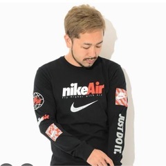 NIKE ロンTの画像