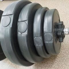 可変式 ダンベル 1個 筋トレ プレート 5㎏×4枚 2.5kg×2枚 1.25kg×4枚 1㎏×2枚 シャフトバー ストッパー 西岡店の画像