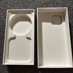 iPhone15の空箱★の画像