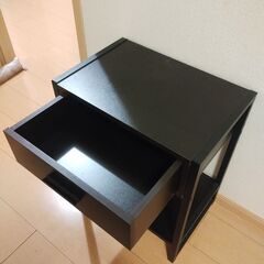 多用途サイドテーブルの画像