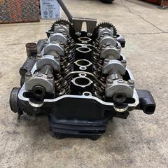 KAWASAKI GPZ1000RX シリンダーヘッド ASSY カワサキ [M-250627-39]の画像