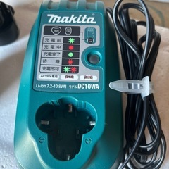 マキタ充電器バッテリーセットの画像
