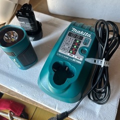マキタ充電器バッテリーセット