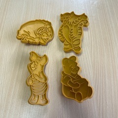 Disney ディズニー　型の画像