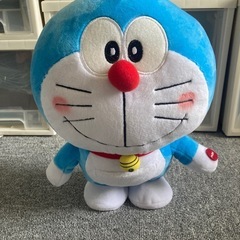 歩くドラえもん