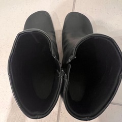 ショートブーツの画像