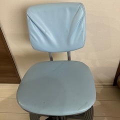 学習椅子
の画像
