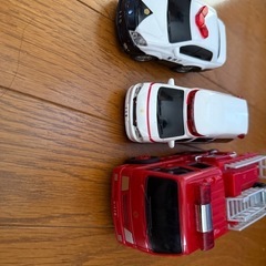 ミニカー　消防車　パトカ救急車