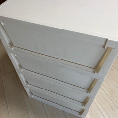 収納チェストの画像