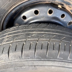 145/80R12 タイヤ付ホイールの画像