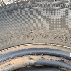 145/80R12 タイヤ付ホイールの画像