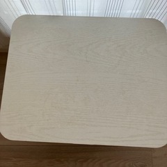 Salyu ミニテーブルの画像