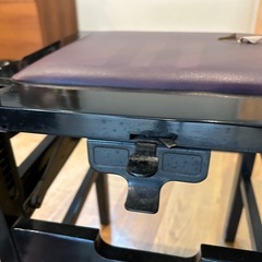 ピアノ用の椅子の画像