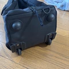 ボストンバックタイヤ付きの画像