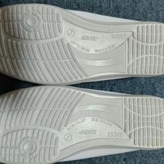 バレエシューズ　23.5cmの画像
