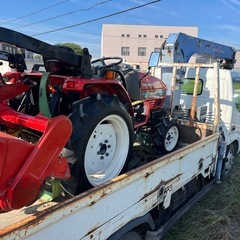 ヤンマートラクターの画像