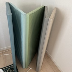 ベビー　プレイマット　中古