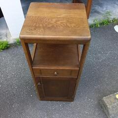 カリモク電話台